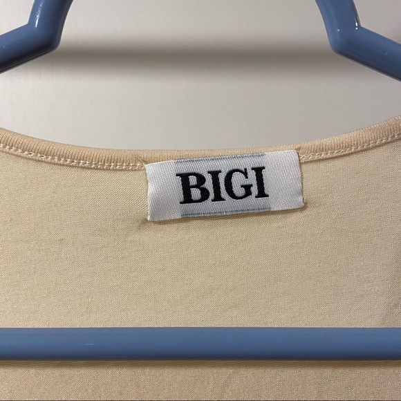 Light Peach Flower Cardigan - Picture 7 of 8